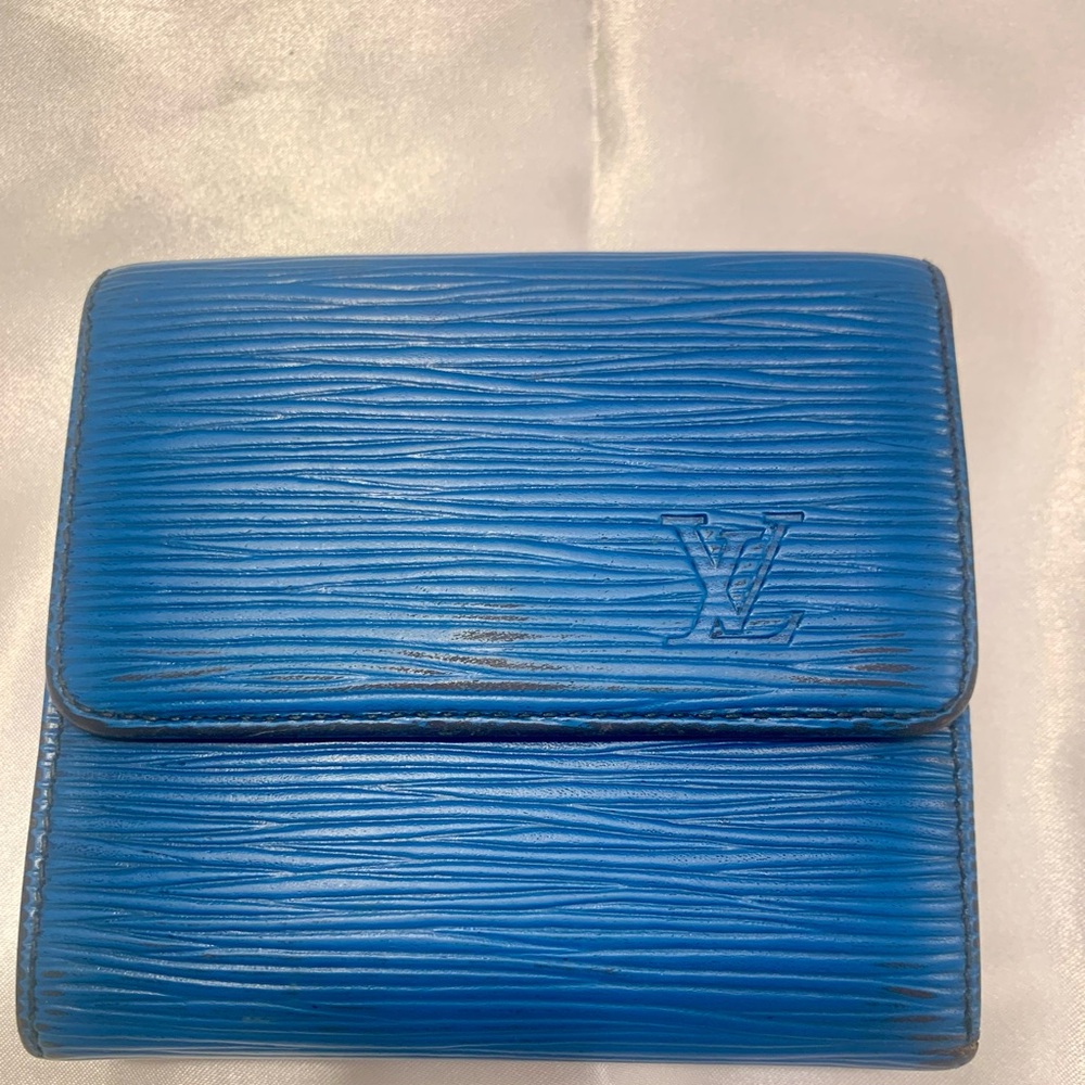 Luis Vuitton LV Elise Trifold Blue Leather Compact Wallet